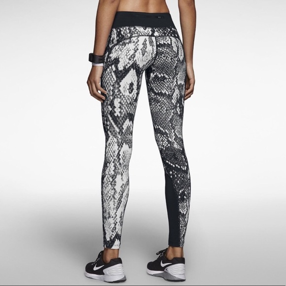 Nike Pants - {Nike} Running Dri Fit Snakeskin Print Leggings